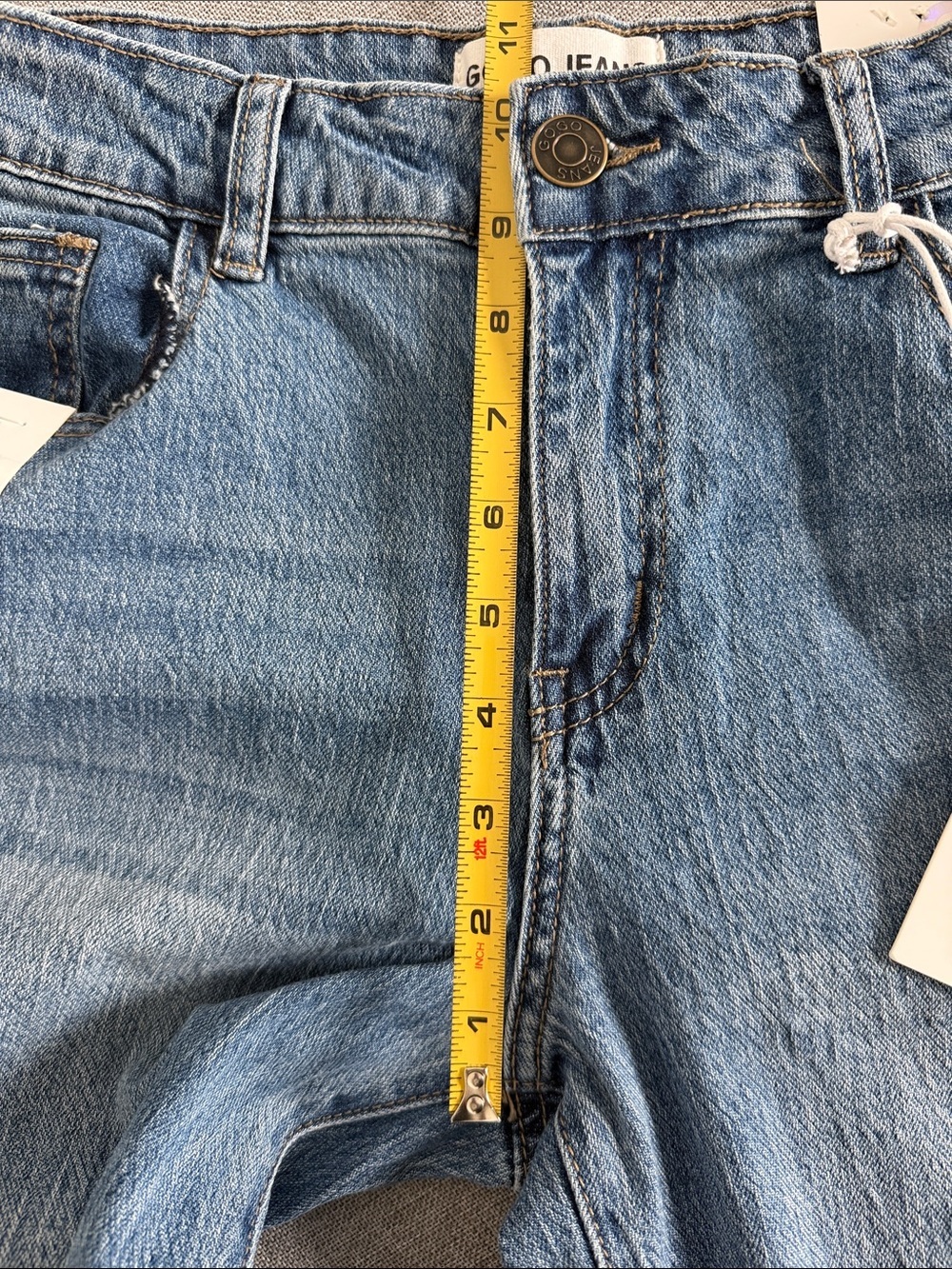 GOGO Women's Blue Wide-Leg Jeans - Picture 10 of 11